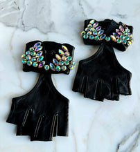 Load image into Gallery viewer, KARL LAGERFELD LEATHER CRYSTAL FINGERLESS GLOVES NEW