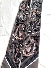 Load image into Gallery viewer, HERMES FRINGED BEADED TWILLY SILK LEATHER FRINGE LES GUEPARDS