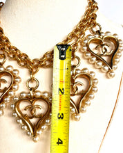 Load image into Gallery viewer, CHANEL MASSIVE CC LOGO 1992 GRIPOIX PEARL VINTAGE NECKLACE