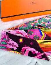 Load image into Gallery viewer, HERMES RARE PINK FRINGED SILK TWILLY LA SOURCE DE PEGASE