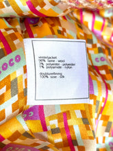 Load image into Gallery viewer, CHANEL 2001 LESAGE PINK TWEED JACKET BELT w/ EXTRAVAGANT COCO LINING