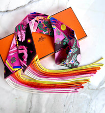 Load image into Gallery viewer, HERMES RARE PINK FRINGED SILK TWILLY LA SOURCE DE PEGASE