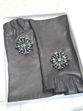 Load image into Gallery viewer, CAROLYN ROWAN SWAROVSKI LAMB LEATHER FINGERLESS GLOVES NEW