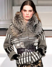 Load image into Gallery viewer, OSCAR DE LA RENTA RUNWAY METALLIC TWEED INSULATED SILK WOOL JACKET COAT