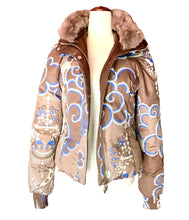 Load image into Gallery viewer, EMILIO PUCCI Y2K DOWN JACKET FUR TRIM