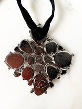 Load image into Gallery viewer, CHANEL MASSIVE RUNWAY RESIN AND VELVET 2008 RUTHENIUM NECKLACE CHOKER NEW WITH TAGS