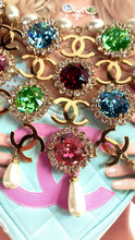 Load and play video in Gallery viewer, CHANEL VERY RARE BARBIE COLLECTION CRYSTAL NECKLACE 1995 Spring
