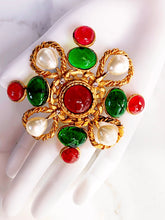 Load image into Gallery viewer, CHANEL MASSIVE GRIPOIX POURED GLASS PENDANT BROOCH