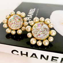 Load image into Gallery viewer, CHANEL MASSIVE HOLOGRAPHIC MOLTEN GRIPOIX GLASS PEARL EARRINGS 1992