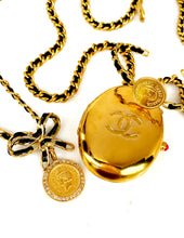 Load image into Gallery viewer, CHANEL RARE JUMBO LOCKET WITH LEATHER GILT CHAIN NECKLACE 1994