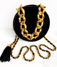 Load image into Gallery viewer, CHANEL IMPORTANT MULTI-COLOUR GRIPOIX FILIGREE PEARL 1991 ADVERTISEMENT NECKLACE
