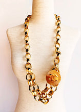 Load image into Gallery viewer, CHANEL MASSIVE LINK 1980s GOLDEN SUN LOGO CC MEDALLION CHAIN BELT NECKLACE