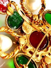Load image into Gallery viewer, CHANEL MASSIVE GRIPOIX POURED GLASS PENDANT BROOCH