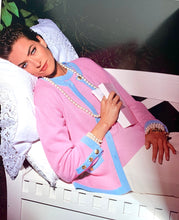 Load image into Gallery viewer, CHANEL 1991 - 1992 CRUISE CATALOGUE TATIANA PATITZ