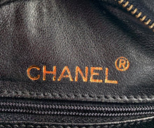 Load image into Gallery viewer, CHANEL ROUND SUEDE LEATHER TASSEL POMPOM VINTAGE BAG