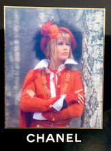 Load image into Gallery viewer, CHANEL 1993 - 1994 AUTUMN WINTER COLLECTION CATALOGUE CLAUDIA SCHIFFER