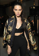 Load image into Gallery viewer, HERMES SPECTACULAR AND RARE VINTAGE SCARF JACKET