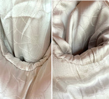 Load image into Gallery viewer, CHANEL PINK GRAY “POODLE” LESAGE FANTASY TWEED 2004 JACKET SKIRT SET