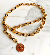 Load image into Gallery viewer, CHANEL MASSIVE LINK 1980s GOLDEN SUN LOGO CC MEDALLION CHAIN BELT NECKLACE