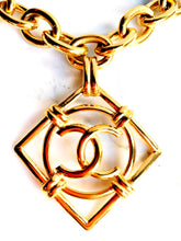 Load image into Gallery viewer, CHANEL MASSIVE LOGO PLAQUE GILT CHAIN NECKLACE 1994