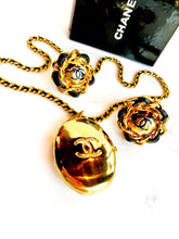 Load image into Gallery viewer, CHANEL RARE JUMBO LOCKET WITH LEATHER GILT CHAIN NECKLACE 1994