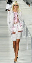 Load image into Gallery viewer, CHANEL PINK GRAY “POODLE” LESAGE FANTASY TWEED 2004 JACKET SKIRT SET