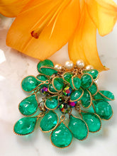Load image into Gallery viewer, CHANEL CASCADE  OF EMERALD GRIPOIX CHARMS WATERFALL BROOCH 1994