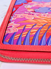 Load image into Gallery viewer, HERMÈS SOIE-COOL EPSOM AND SILK 2015 EXCLUSIVE 2 PIECE WALLET SET PALLADIUM HARDWARE