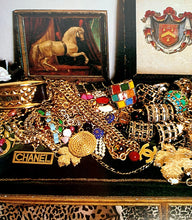 Load image into Gallery viewer, CHANEL RARE NUMBER 1 ISSUE 1993 CATALOGUE BOOK ASSOULINE LIMITED EDITION