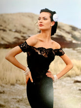 Load image into Gallery viewer, CHANEL 1995 - 1996 AUTUMN WINTER SHALOM HARLOW, CLAUDIA SCHIFFER AND KRISTEN MCMENAMY HARDCOVER CATALOGUE