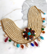 Load image into Gallery viewer, SUBLIME CHANEL MULTI-COLOUR GRIPOIX NECKLACE