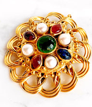 Load image into Gallery viewer, CHANEL RUNWAY MASSIVE GRIPOIX POURED GLASS PENDANT BROOCH