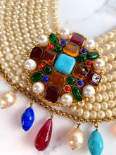 Load image into Gallery viewer, SUBLIME CHANEL MULTI-COLOUR GRIPOIX NECKLACE
