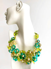 Load image into Gallery viewer, CHANEL IMPORTANT GRIPOIX FLORAL WREATH NECKLACE