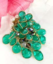 Load image into Gallery viewer, CHANEL CASCADE  OF EMERALD GRIPOIX CHARMS WATERFALL BROOCH 1994