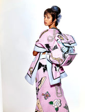 Load image into Gallery viewer, CHANEL 1994 SPRING SUMMER CATALOGUE BRANDI QUINONES