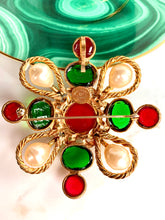 Load image into Gallery viewer, CHANEL MASSIVE GRIPOIX POURED GLASS PENDANT BROOCH