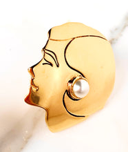Load image into Gallery viewer, CHANEL MADEMOISELLE COCO RARE 1987 GRIPOIX ACCENT EARRINGS