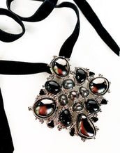 Load image into Gallery viewer, CHANEL MASSIVE RUNWAY RESIN AND VELVET 2008 RUTHENIUM NECKLACE CHOKER NEW WITH TAGS