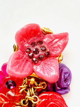 Load image into Gallery viewer, KALINGER PARIS DRAMATIC RED PINK FLORAL BOUQUET VINTAGE EARRINGS 1980's