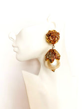 Load image into Gallery viewer, FRENCH VINTAGE 1980s MASSIVE MOLTEN GILT "PEARL" DROP EARRING - UNSIGNED