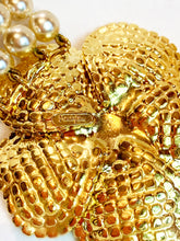 Load image into Gallery viewer, MONTY DON RARE 1980's CRYSTAL AND FAUX PEARL FLOWER EARRINGS NECKLACE DEMI PARURE SET