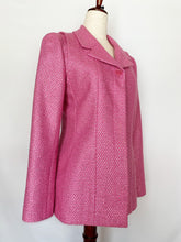 Load image into Gallery viewer, CHANEL BARBIE PINK TWEED JACKET CRUISE 2001 C PRISTINE