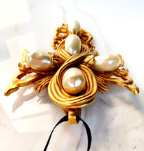 Load image into Gallery viewer, CHANEL MASSIVE BAROQUE GRIPOIX PEARL CROSS NECKLACE BROOCH VICTOIRE DE CASTELLANE