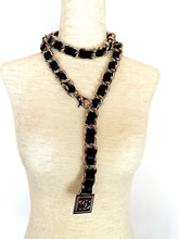 Load image into Gallery viewer, CHANEL BLACK LEATHER CHUNKY CHAIN BELT NECKLACE PRISTINE