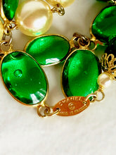 Load image into Gallery viewer, CHANEL EMERALD GREEN GRIPOIX JEWEL AND GLASS PEARL SAUTOIR VINTAGE