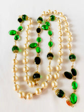 Load image into Gallery viewer, CHANEL EMERALD GREEN GRIPOIX JEWEL AND GLASS PEARL SAUTOIR VINTAGE