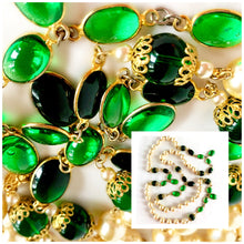 Load image into Gallery viewer, CHANEL EMERALD GREEN GRIPOIX JEWEL AND GLASS PEARL SAUTOIR VINTAGE