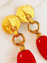 Load image into Gallery viewer, CHANEL SHOULDER DUSTER CRIMSON RED LACQUER PEBBLE EARRINGS 1998 PRISTINE