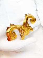 Load image into Gallery viewer, CHANEL MASSIVE ACANTHUS LEAF SCROLL BROOCH 1993 MATTE FINISH